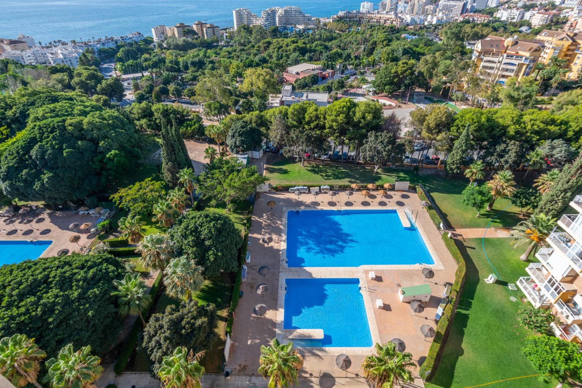 Hercules Pool & Beach Benalmádena Exterior foto